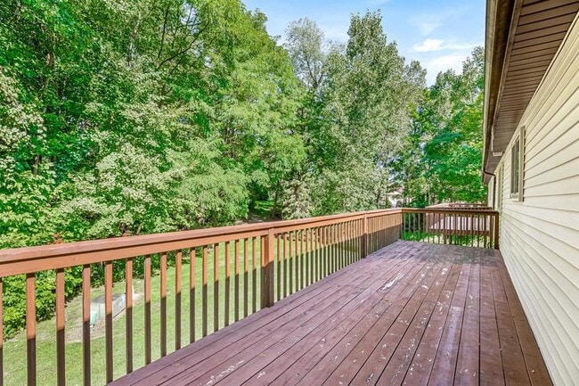 Building Photo - 7041 South Bluewater Drive - 1