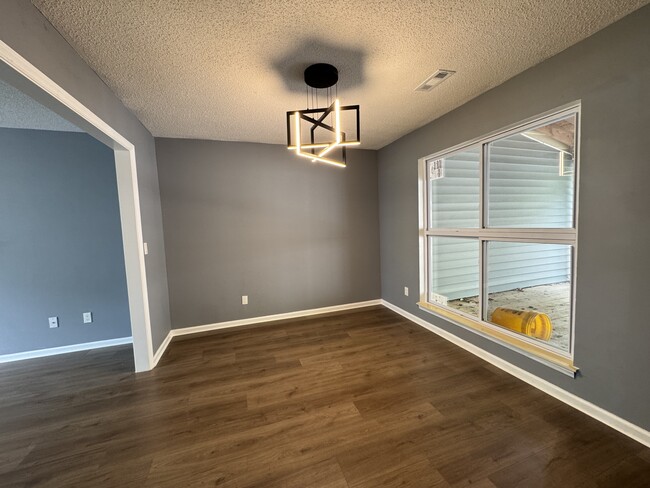 Building Photo - 1634 Pamela Lorraine Dr