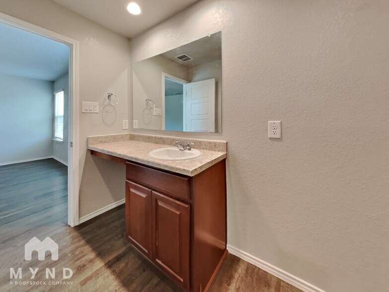 Building Photo - 3911 Turning Pine Edge