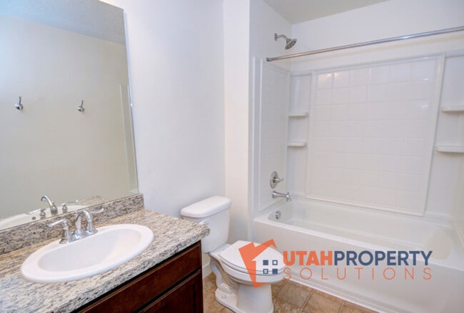 Building Photo - 5670 W Pelican Ridge Ln