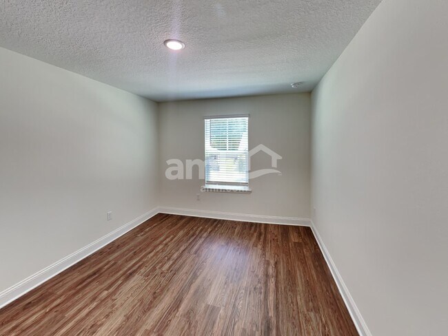 Building Photo - 12674 Percy Ln