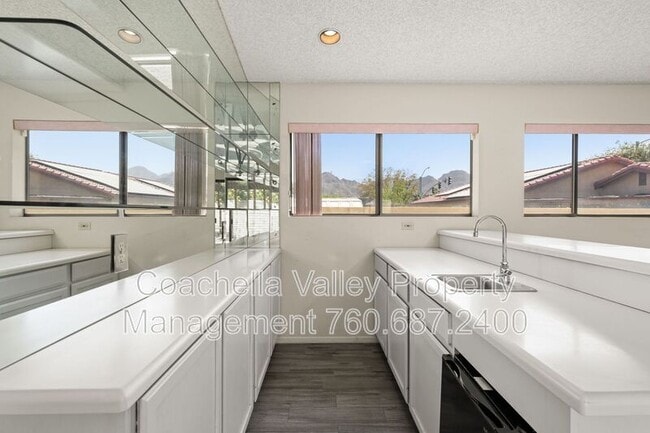 Building Photo - 43922 Warner Trail