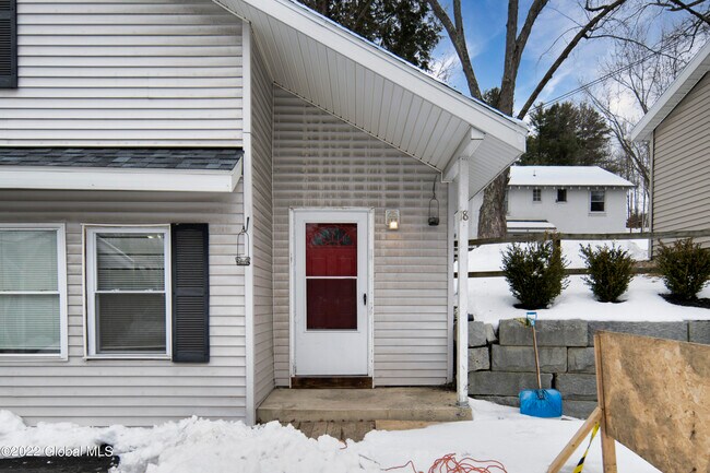 Building Photo - 1261 NY-7