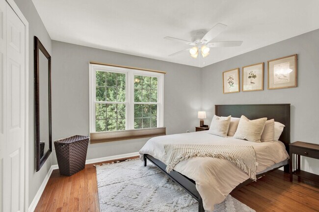 Building Photo - 6346 Chimney Wood Ct