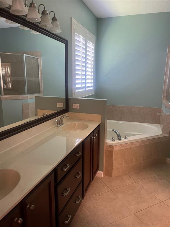 Building Photo - 1385 Abbot Way