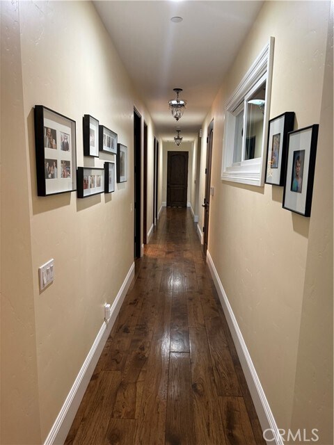 Building Photo - 707 12th St