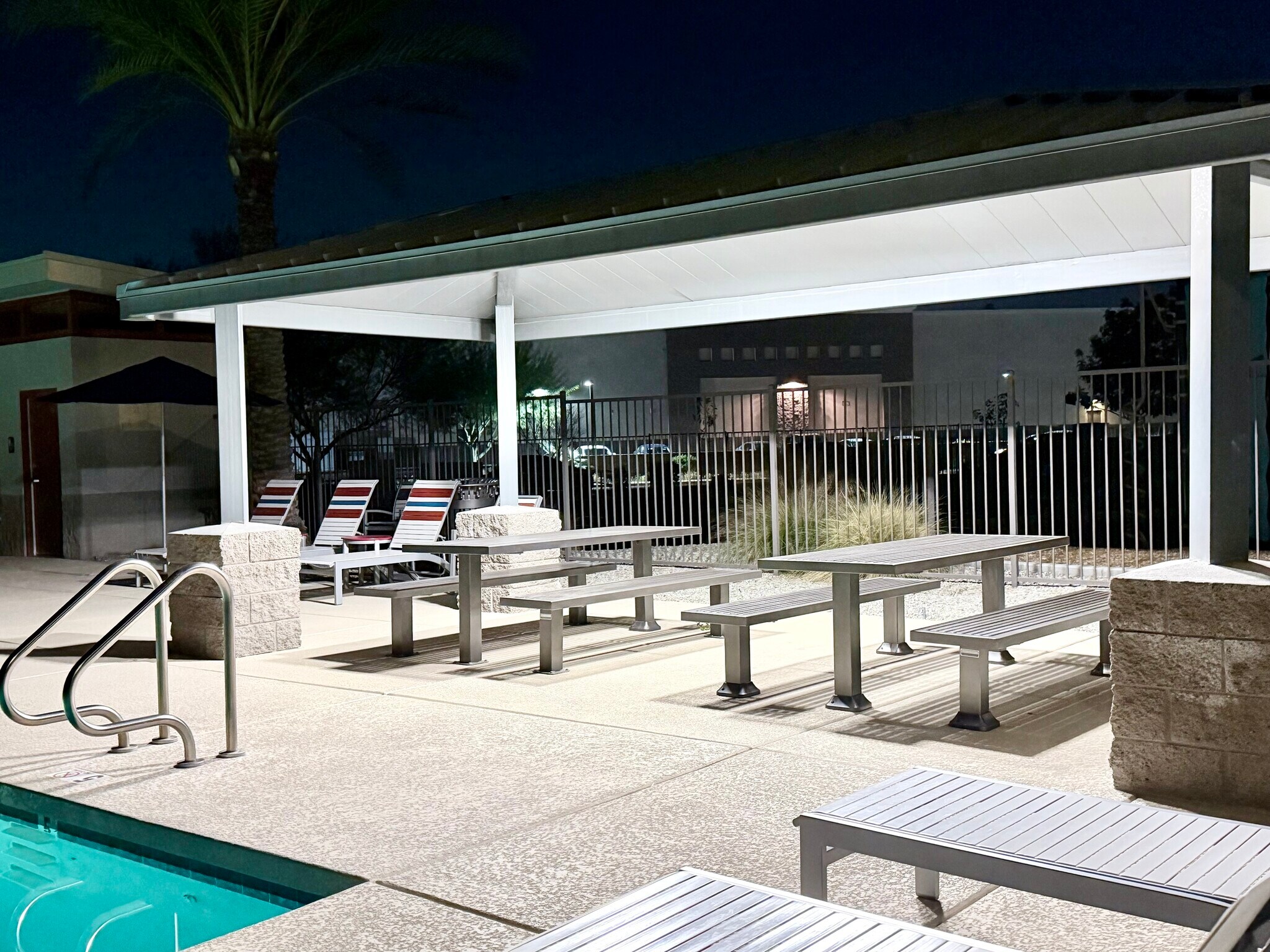 Building Photo - 8192 N 22nd Dr