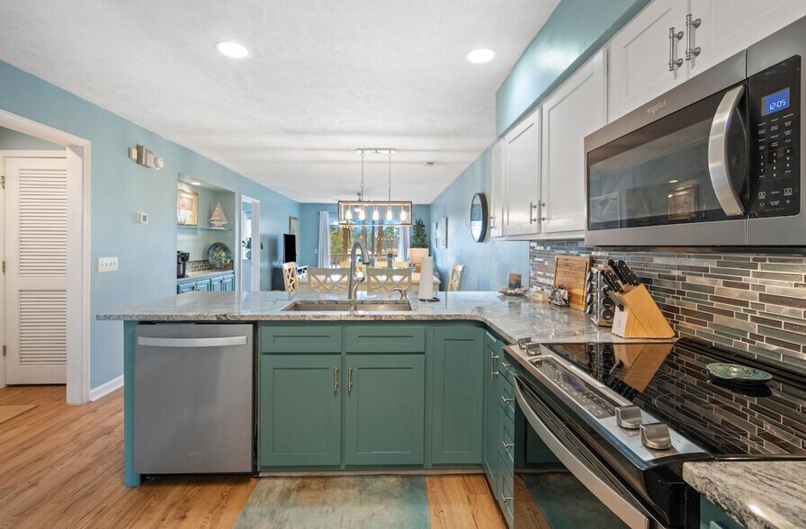 Building Photo - 117 Pinehurst Ln