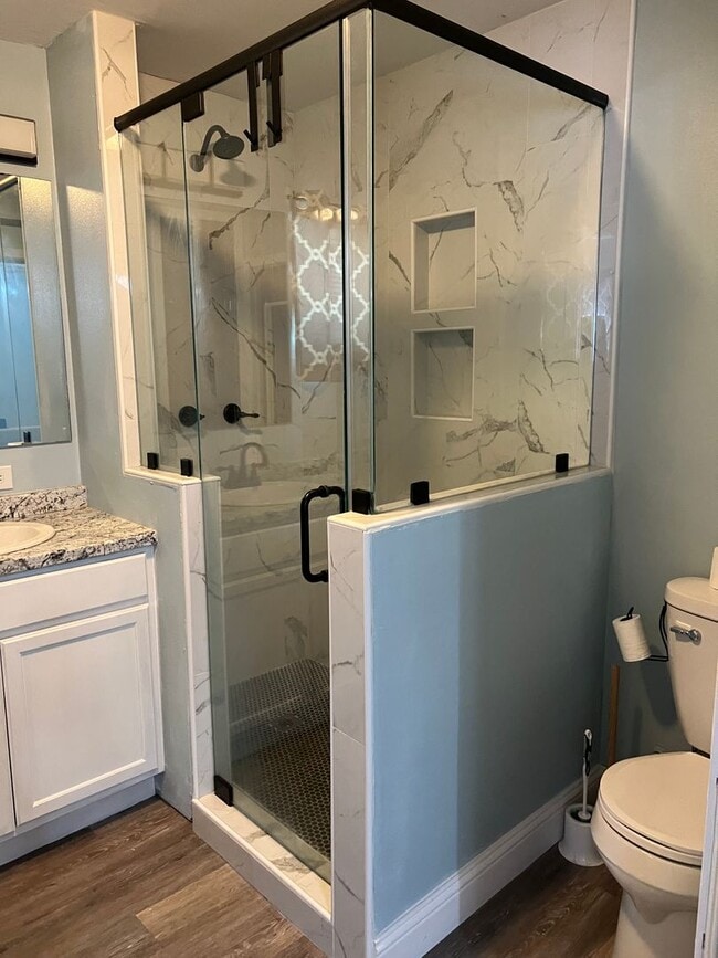 Building Photo - Home for lease