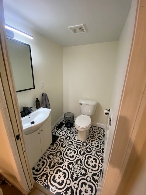 Building Photo - 311 Chapel Dr