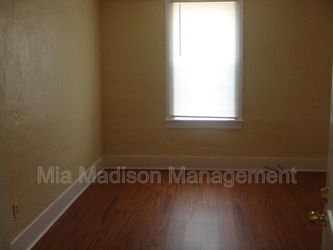 Building Photo - 312 Pearl St