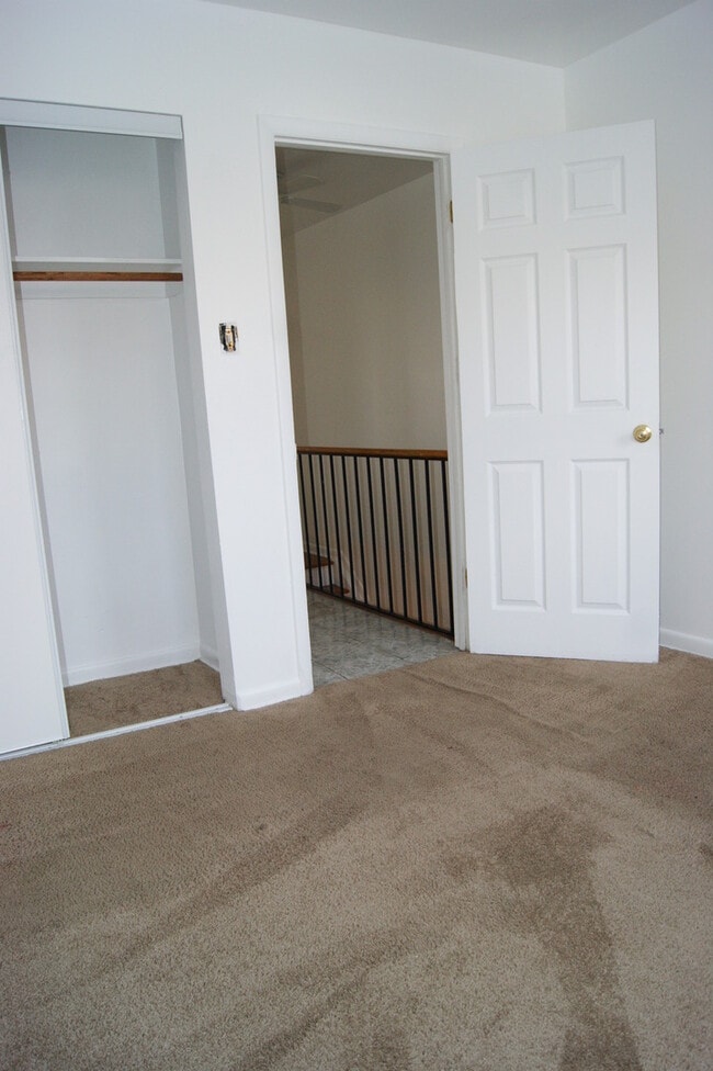 Building Photo - 2BR Townhome in Ashland Mews (Johns Hopkin...