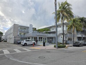 Building Photo - 1446 Ocean Dr