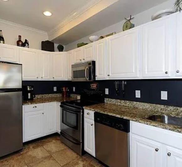 Building Photo - 1012 7th St SE