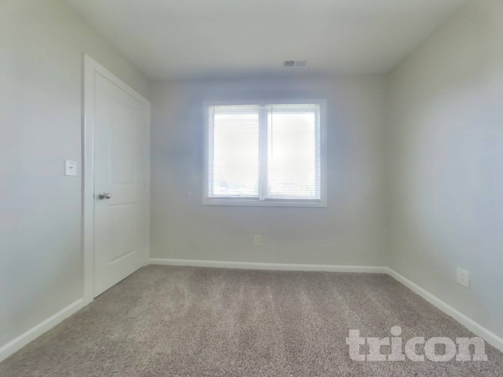 Building Photo - 106 Sunburst Cir