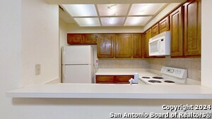 Building Photo - 7738 Chambers Rd