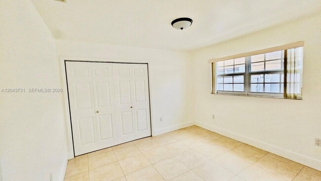 Building Photo - 3180 SW 25th Ter