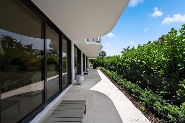 Building Photo - 2580 S Ocean Blvd