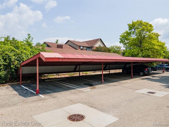 Building Photo - 23788 Village-House Dr N