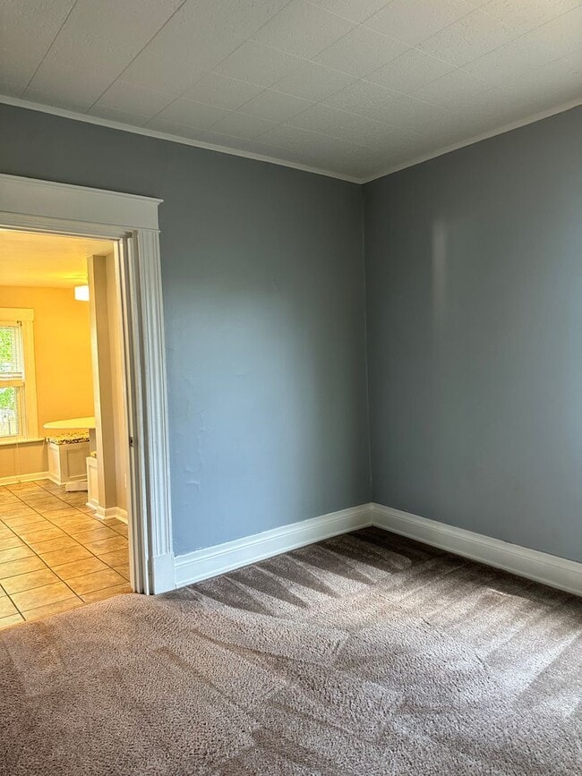 Building Photo - Great Newly Remodeled 3 bed in Madisonvill...