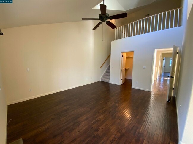 Building Photo - 149 Heritage Park Dr