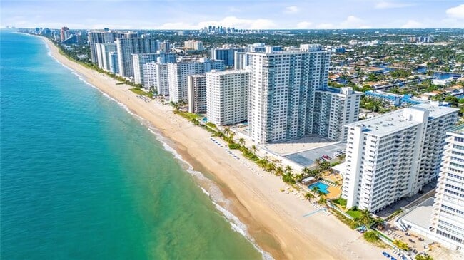 Building Photo - 4010 Galt Ocean Dr