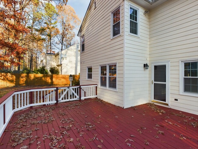 Building Photo - 2824 Hampton Woods Dr