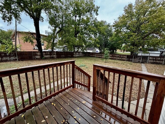 Building Photo - Italian Estates Property Management