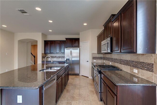 Building Photo - 3028 Angelina Ct