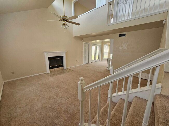 Building Photo - 404 SW 80th St