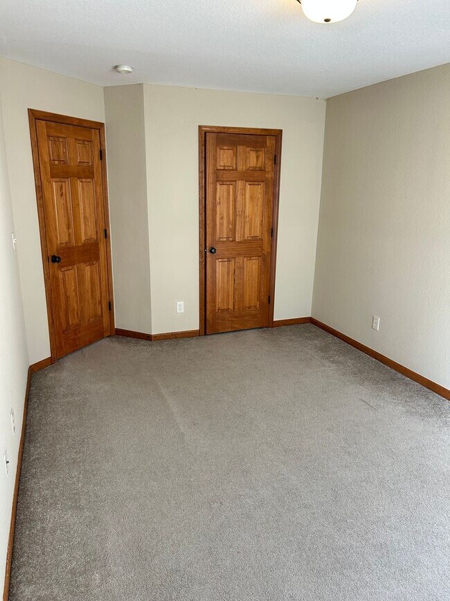 Building Photo - Wonderful Single Family Home