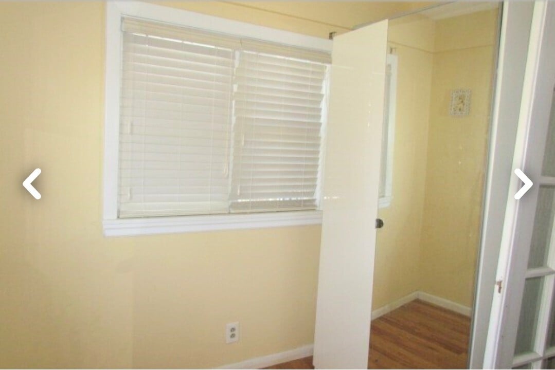 Bedroom1 - 340 Common St
