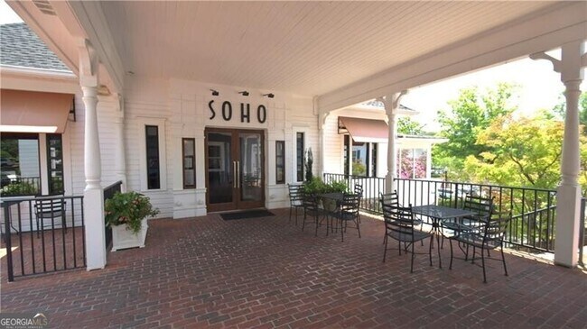 Building Photo - 2798 Loftview Square