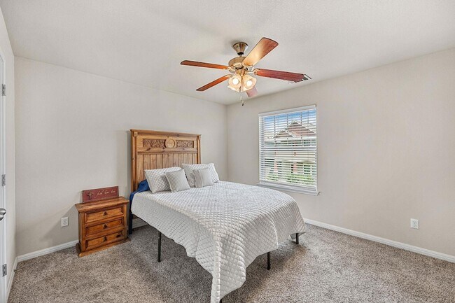 Building Photo - 4520 Graceful Ln