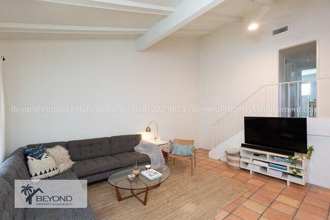 Building Photo - COASTAL CARSLBAD 2BR/2BA CONDO  –PET FRIEN...