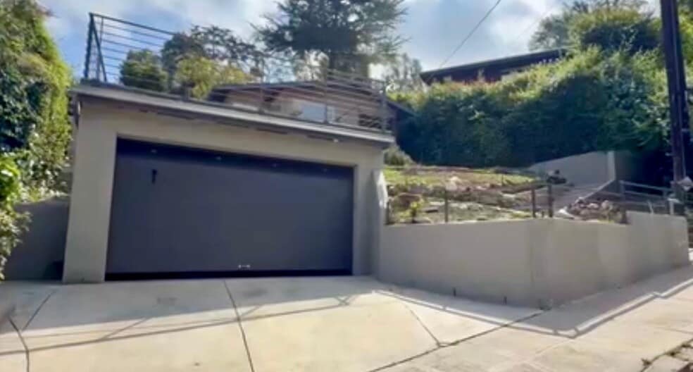 Building Photo - 2306 Teviot St