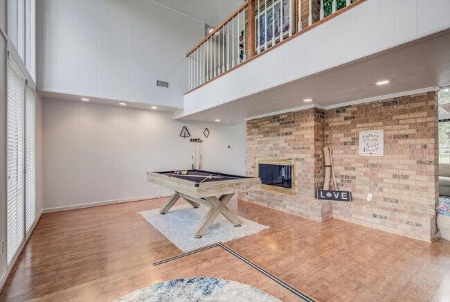 Building Photo - 22 Winged Foot Dr