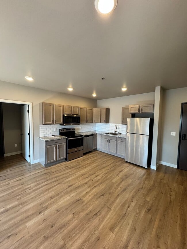Interior Photo - JP Place