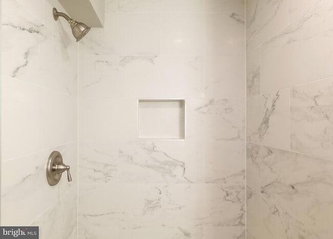 Building Photo - 7709 Killbarron Dr