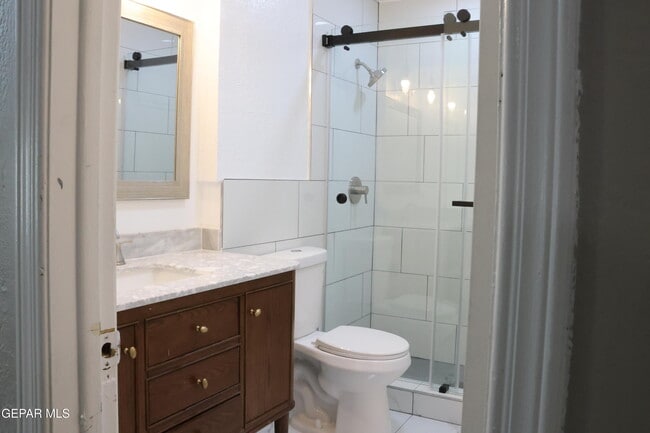 Building Photo - 6704 La Cadena Dr