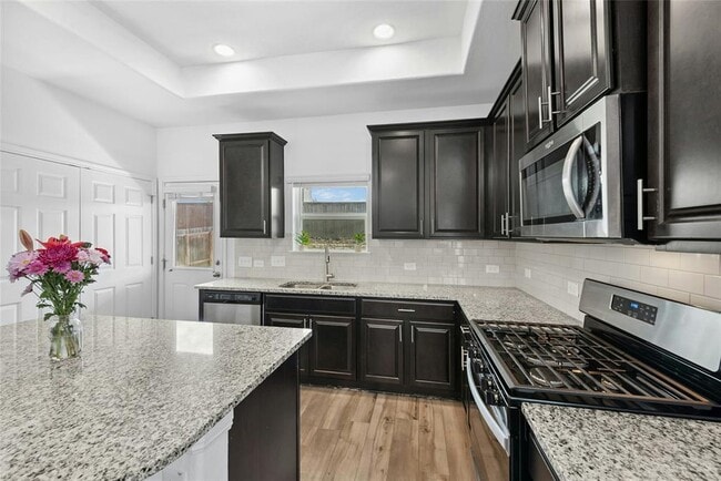Building Photo - 10813 Sentinel Dr
