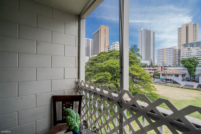 Building Photo - Studio, 1 bath Condo - 249 Kapili Street 301A