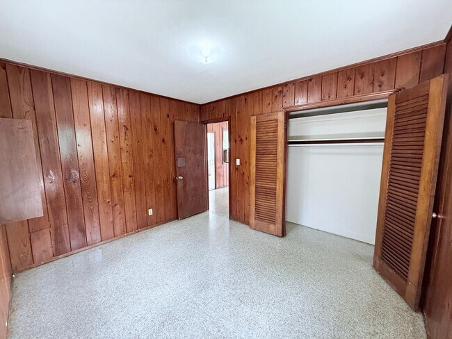 Building Photo - 507 Conniston Rd