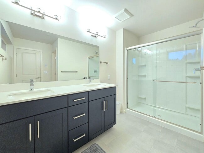 Building Photo - 4 Bedroom Townhome in Monroe - Pet Friendly - 1/2 1st Month Rent!