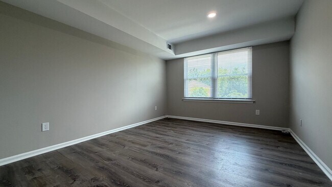 Building Photo - 4548 Rosemarie Dr