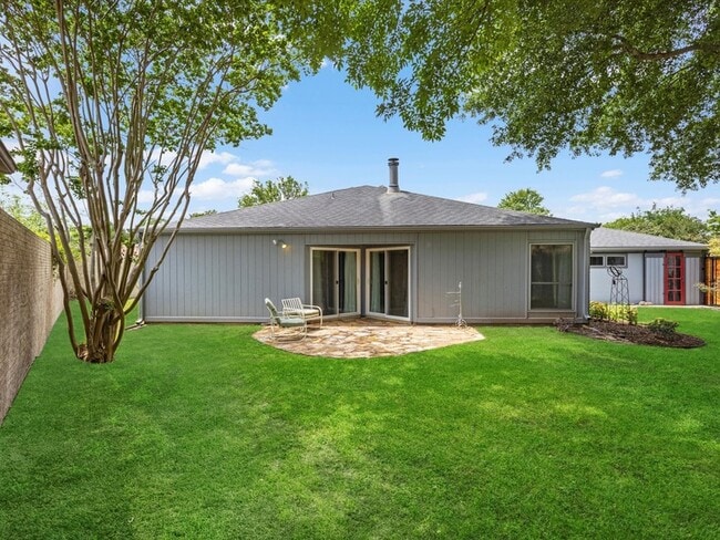 Building Photo - 8327 Silvan Wind Ln