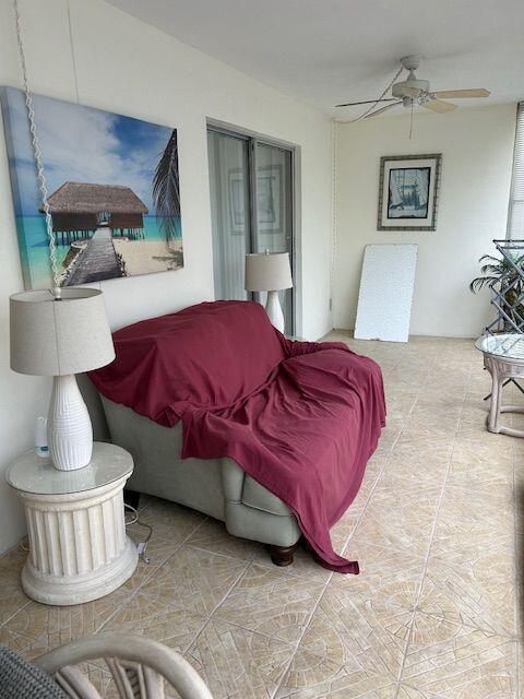 Building Photo - 2615 Garden Dr N