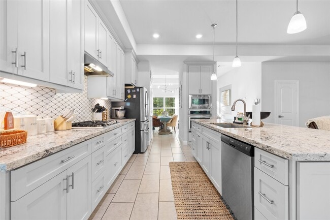 Building Photo - 12140 Goliad Ln