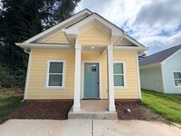 Building Photo - 175 S Barnett Shoals Rd