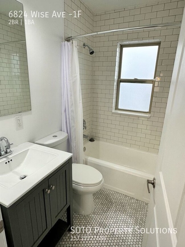 Building Photo - REMODELED 2 Bed 1 Bath spacious home in Hi...